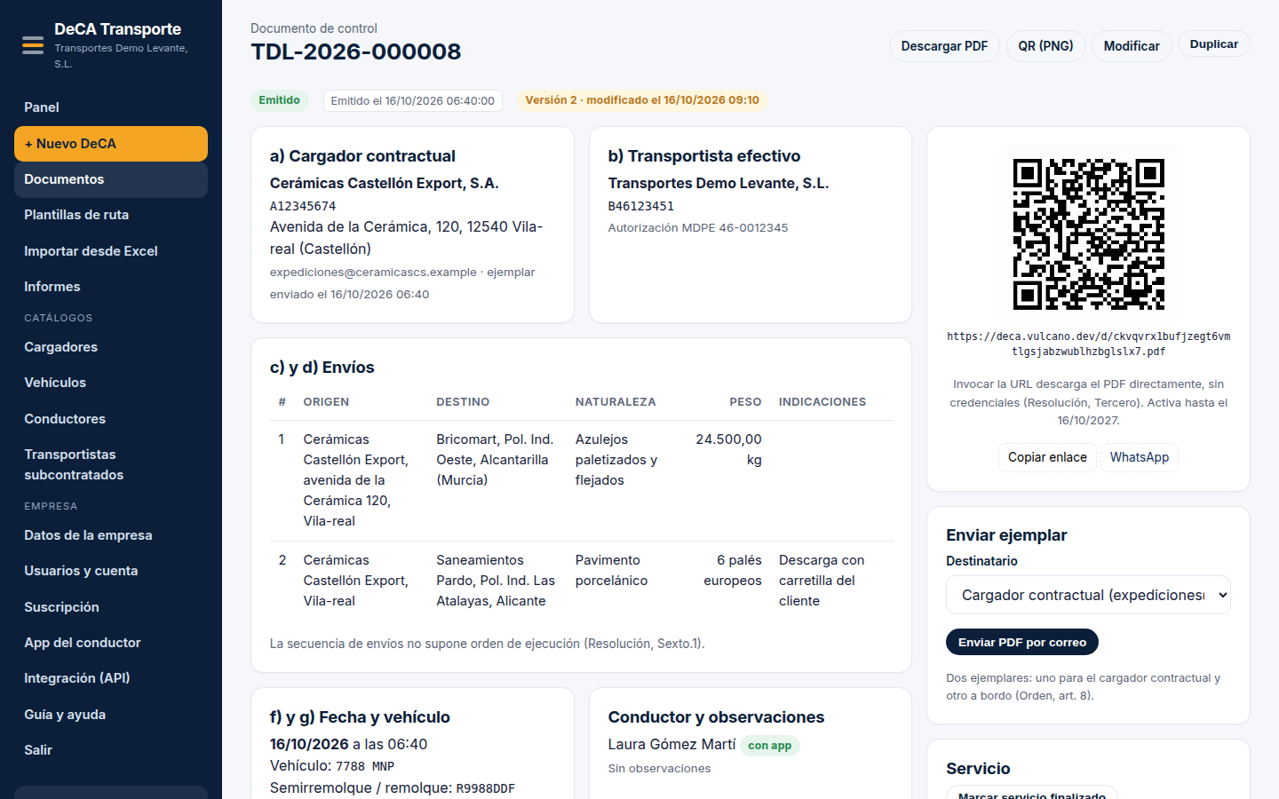 El documento emitido: datos, QR, enlace de descarga directa, versiones y descargas registradas.